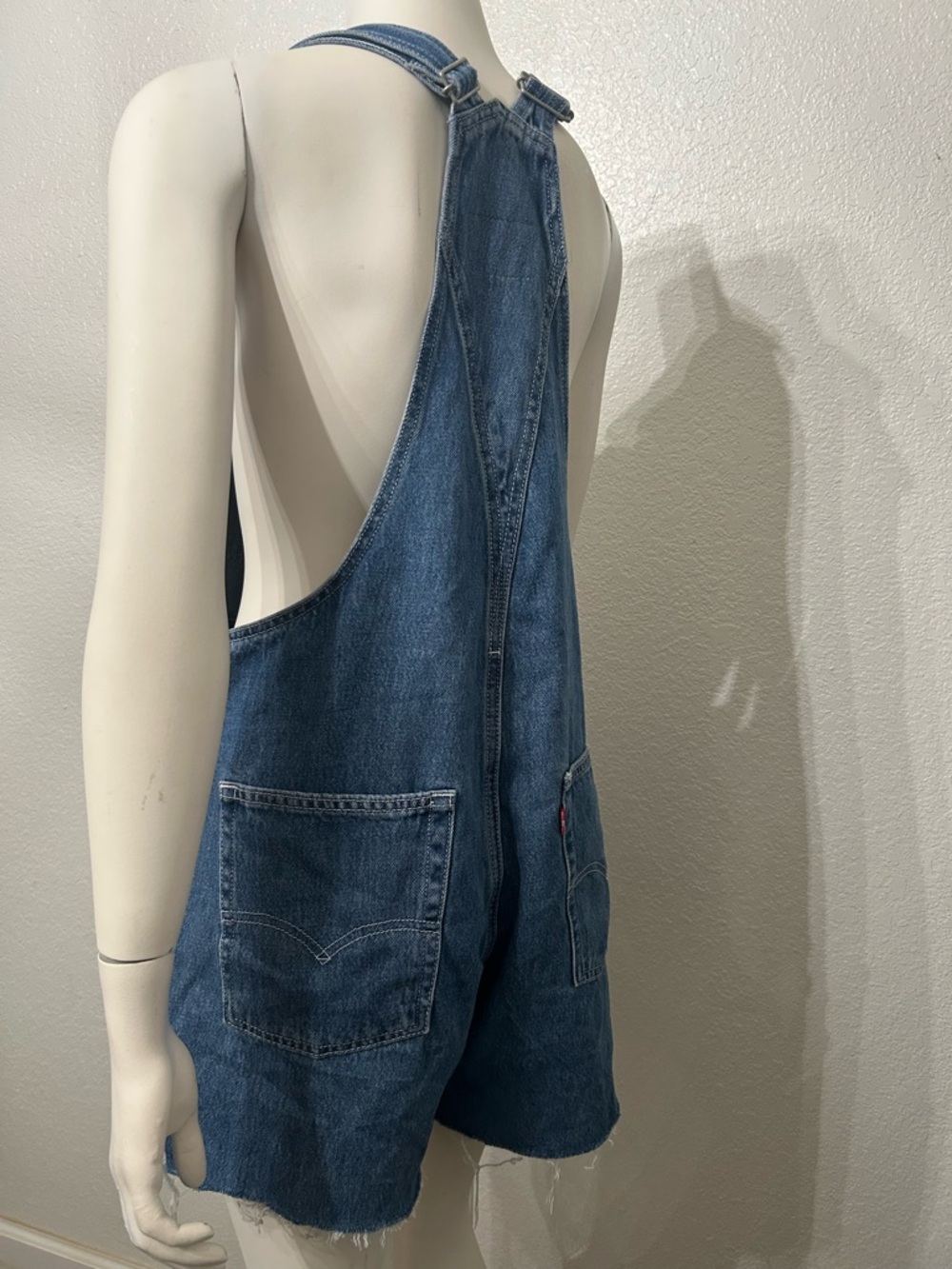 Levi’s Vintage Modern Striped Shortall Overalls - Picture 4 of 4